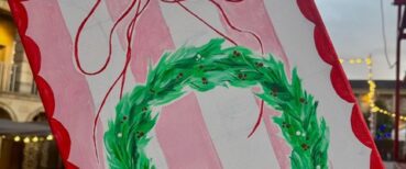 Mistletoe & Masterpieces: Christmas Paint & Sip