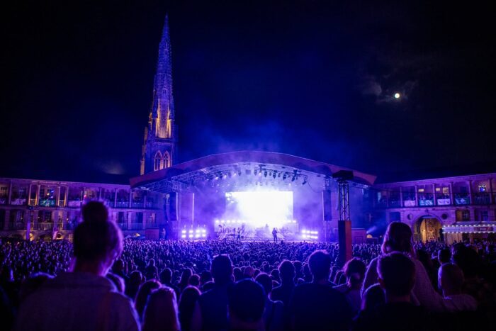 Record-breaking summer of live music at TK Maxx presents Live at The Piece Hall
