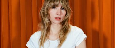 Suki Waterhouse